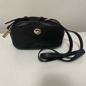 Michael Kors mini crossbody - MK Black